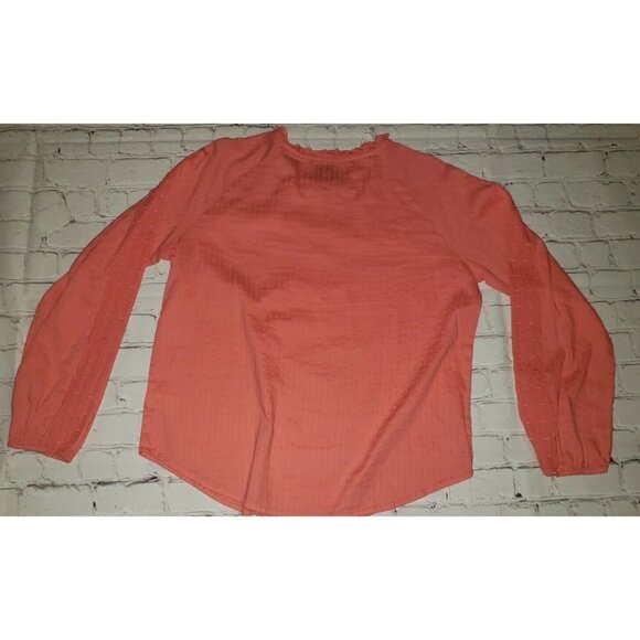 Nwt St Johns Bay Petite Small Coral Crochet Front Long Sleeve Blouse - Picture 3 of 3